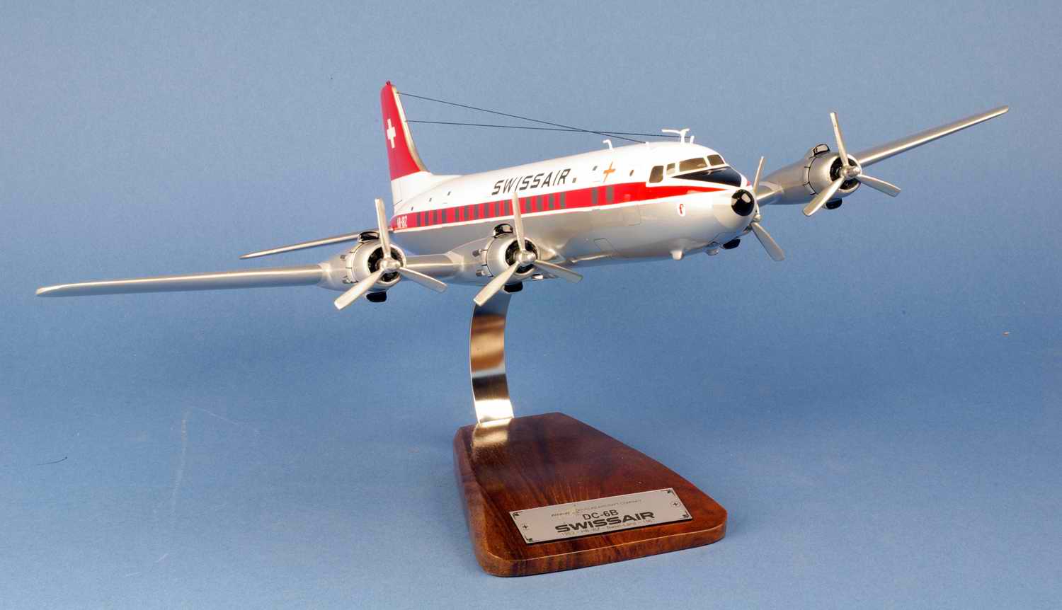 Maquette Avion DOUGLAS DC6 Basel-Land SWISSAIR 1/72