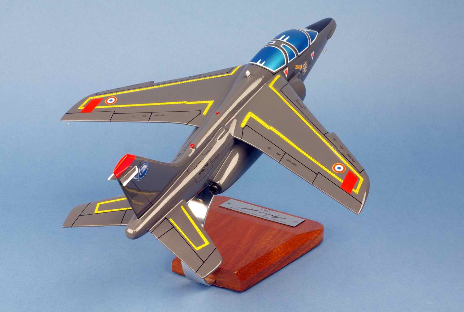 Maquette Avion ALPHA JET E Armée de l’Air Ajets aux couleurs de l'Escadron II/8 Nice de Cazaux 1/32