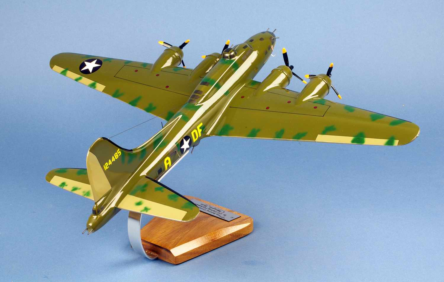 Maquette avion BOEING B17F Flying Fortress Memphis Belle