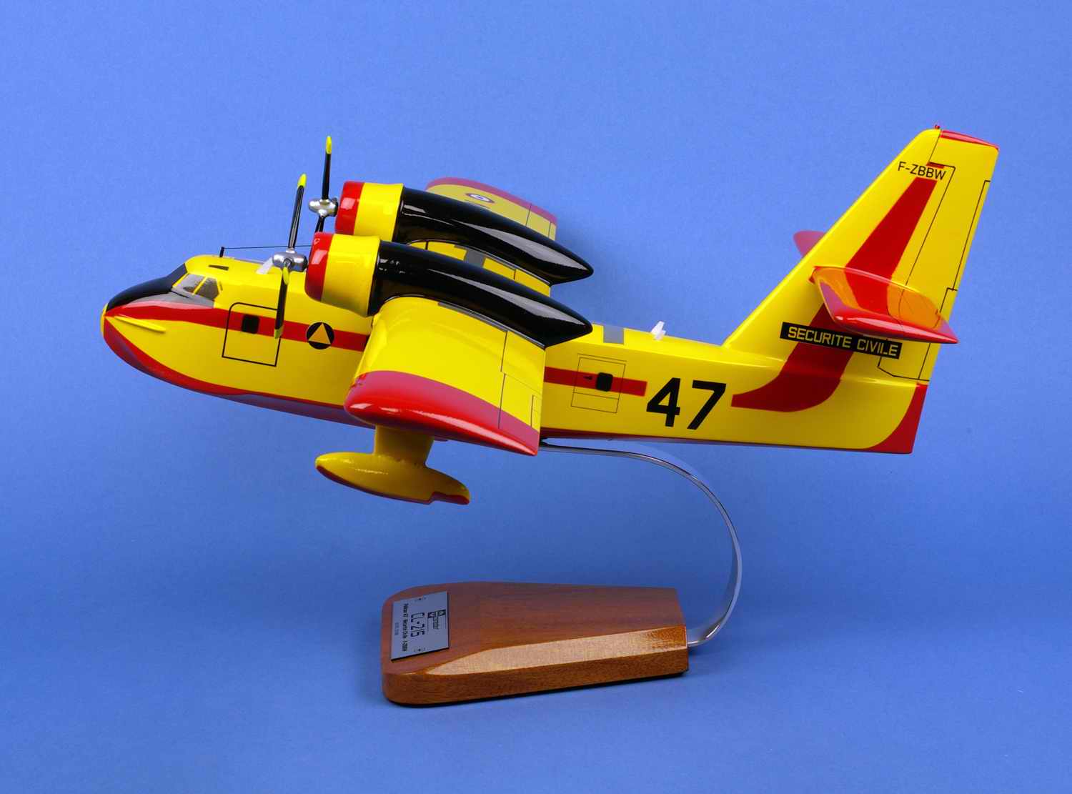 Maquette Avion CANADAIR CL215 Pélican N°47 SECURITE CIVILE 1/55