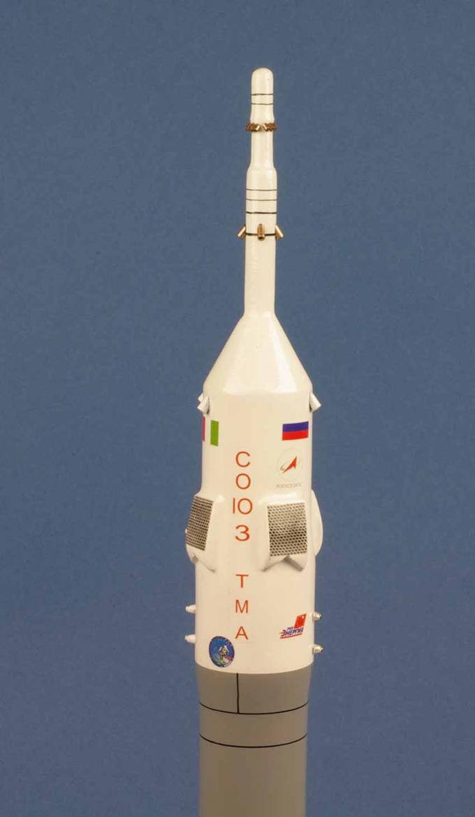 maquette Fusée Soyuz ISS TMA-06M Eneide Exped 11