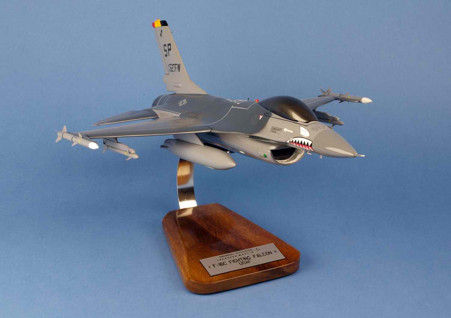 Maquette Avion de Chasse F16C Fighting Falcon 52ndTFW USAF au 1/35