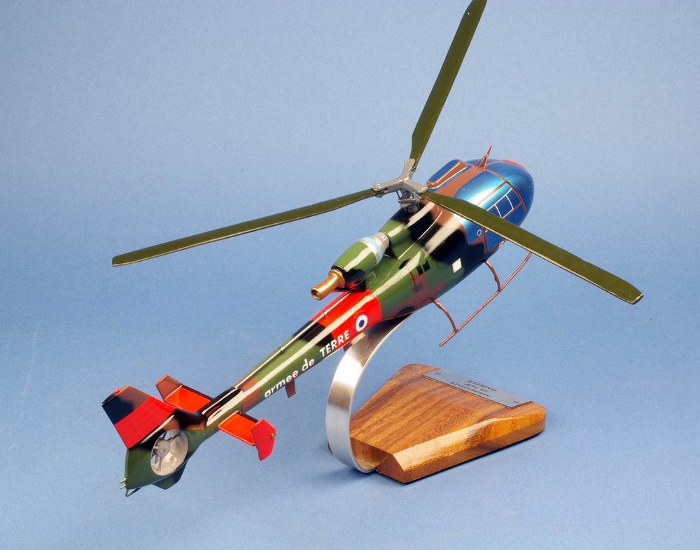 maquette Hélicoptère Gazelle SA341F 1/24