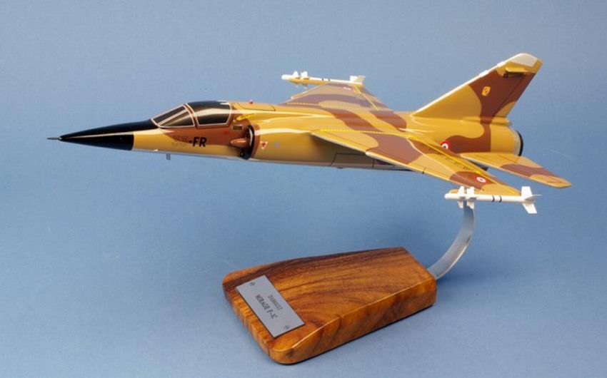 maquette Avion de chasse militaire Mirage F1C EC 3/33 Lorraine 33-FR DASSAULT AVIATION