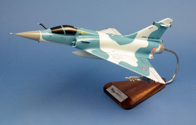 maquette Avion de chasse militaire Mirage 2000C RDI DASSAULT AVIATION