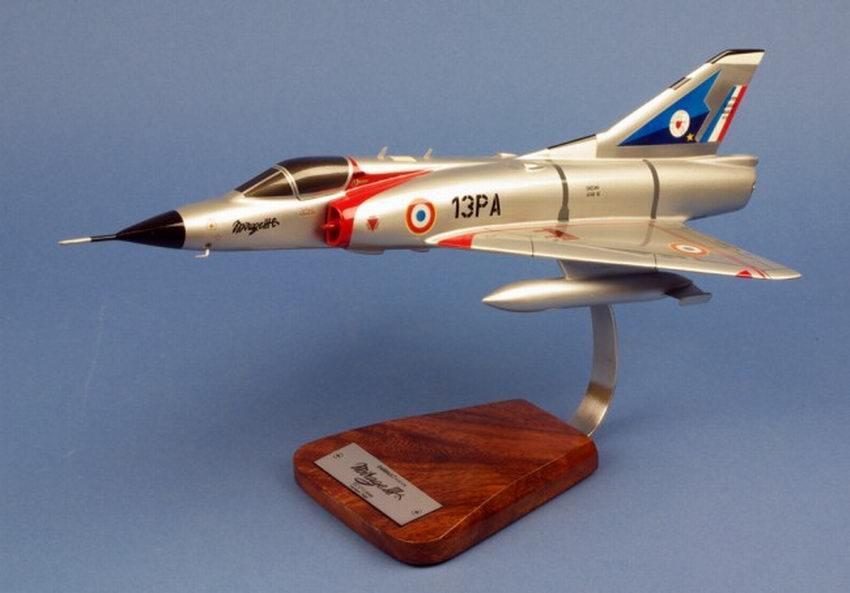 maquette Avion de chasse militaire Mirage IIIC EC 2/13 Alpes