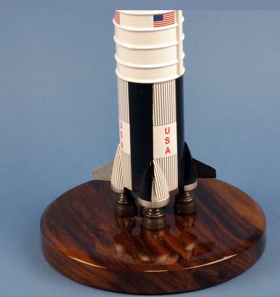 Maquette Fusée Saturn V Apollo