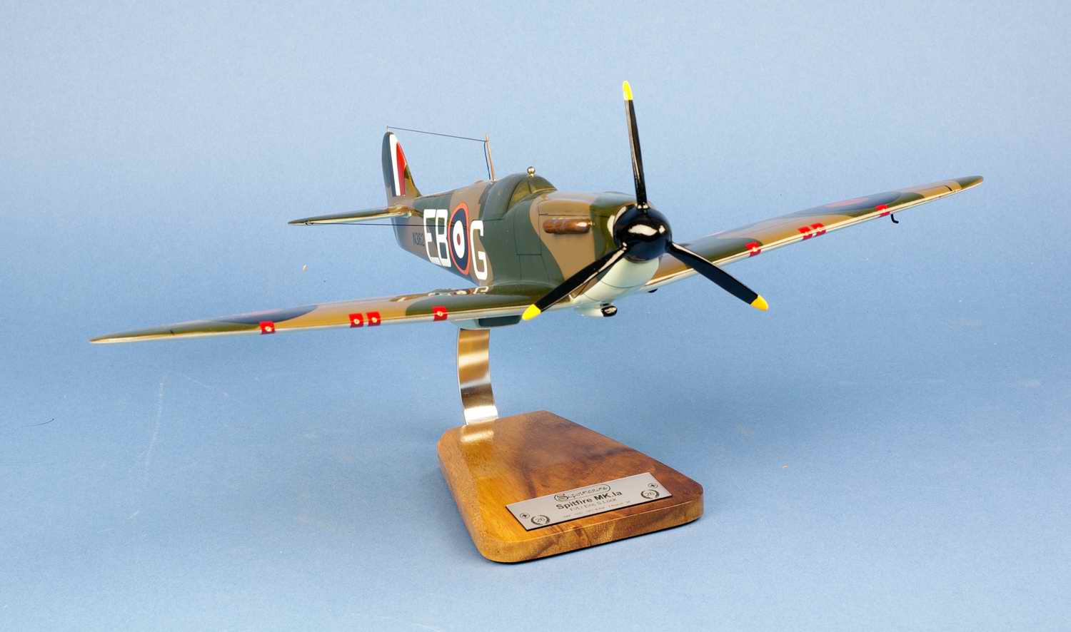 Maquette Avion SPITFIRE MKI Squadron RAF Eric Stanley Lock ROYAL AIR FORCE 1/24 