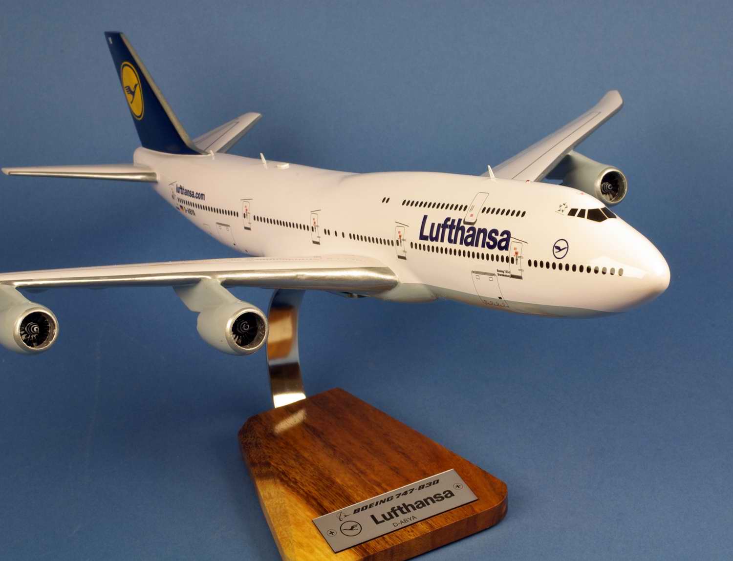 Maquette Avion Boeing 747-8 LUFTHANSA