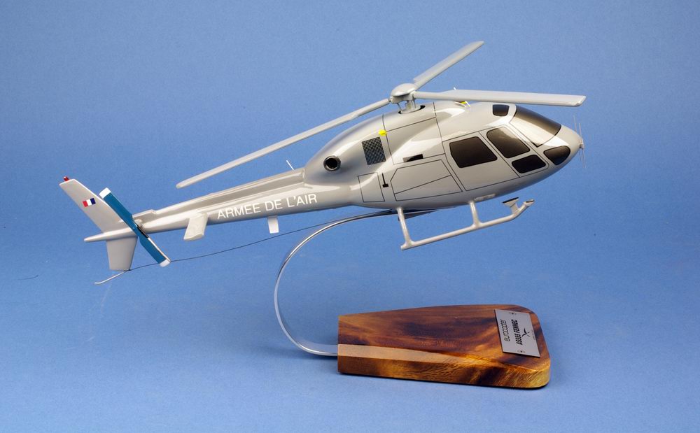 Maquette Hélicoptère Fennec AS555 au 1/32