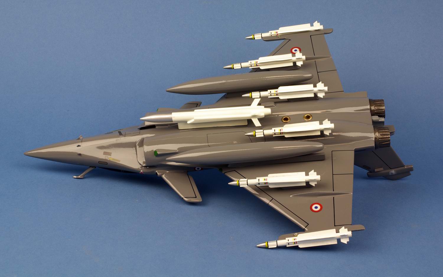 maquette Avion de chasse militaire Rafale B