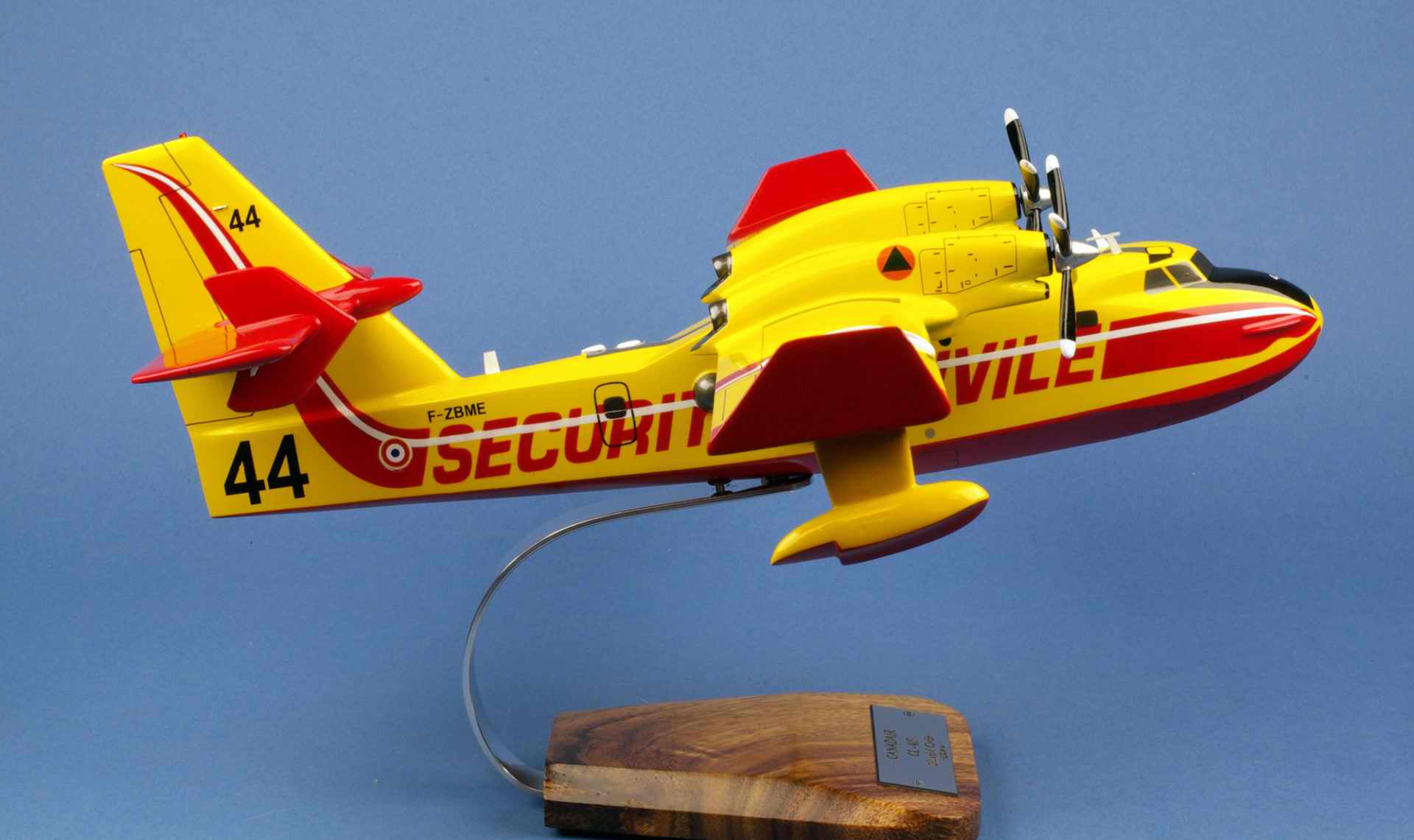 Maquette Canadair CL-415 Pélican Sécurité Civile 1/50