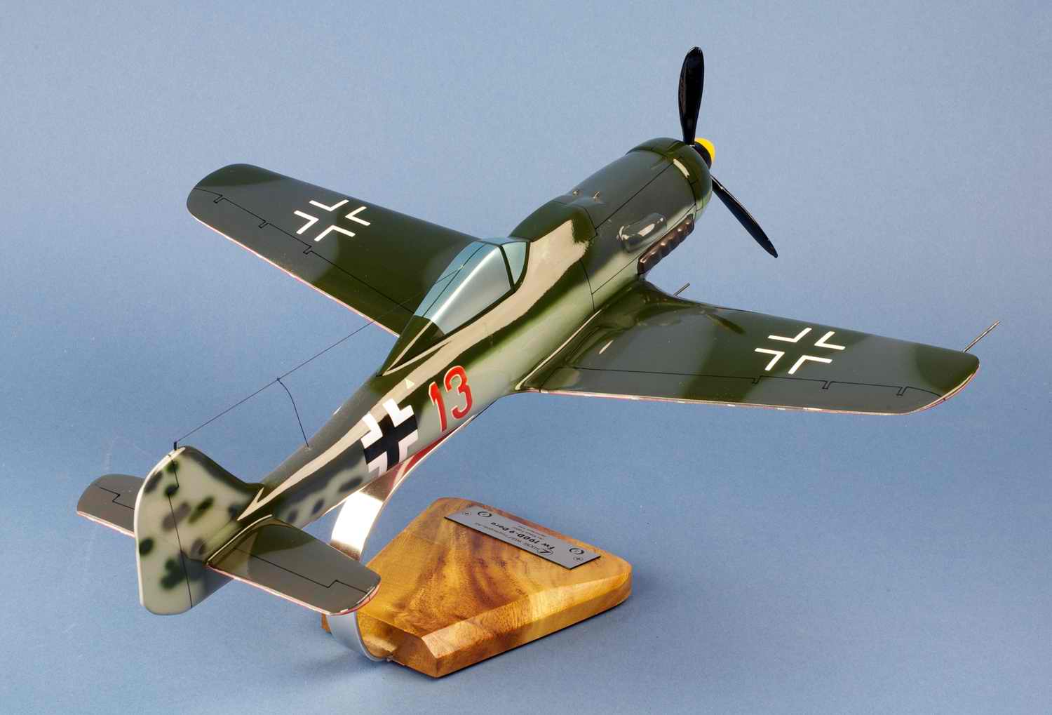 Maquette Avion De Chasse Focke-Wulf 190-D9 Jagdverband JV44 Oblt Klaus Faber 1/24