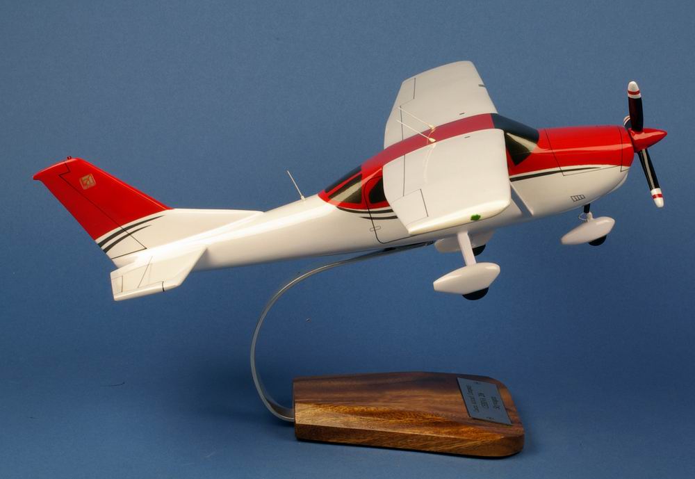 Maquette CESSNA 206 Stationair 1/24