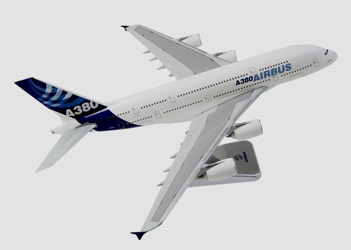 maquette Airbus A380-800 AirbusIndustries 1/200