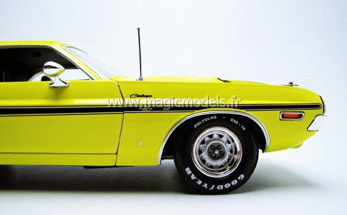 Dodge Challenger R/T 1970 NCIS Greenlight 1/18