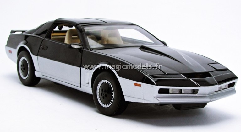 Voiture Pontiac KARR de la série TV K2000 au 1/18