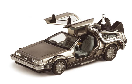 Voiture DMC DELOREAN II Retour vers le Futur en Métal au 1/43