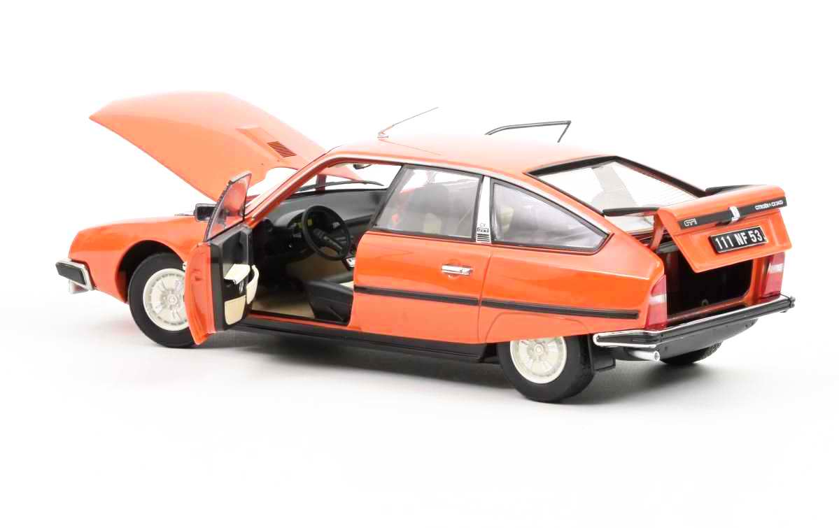 Voiture Miniature métal CITROEN CX2400GTI Orange 1/18 NOREV