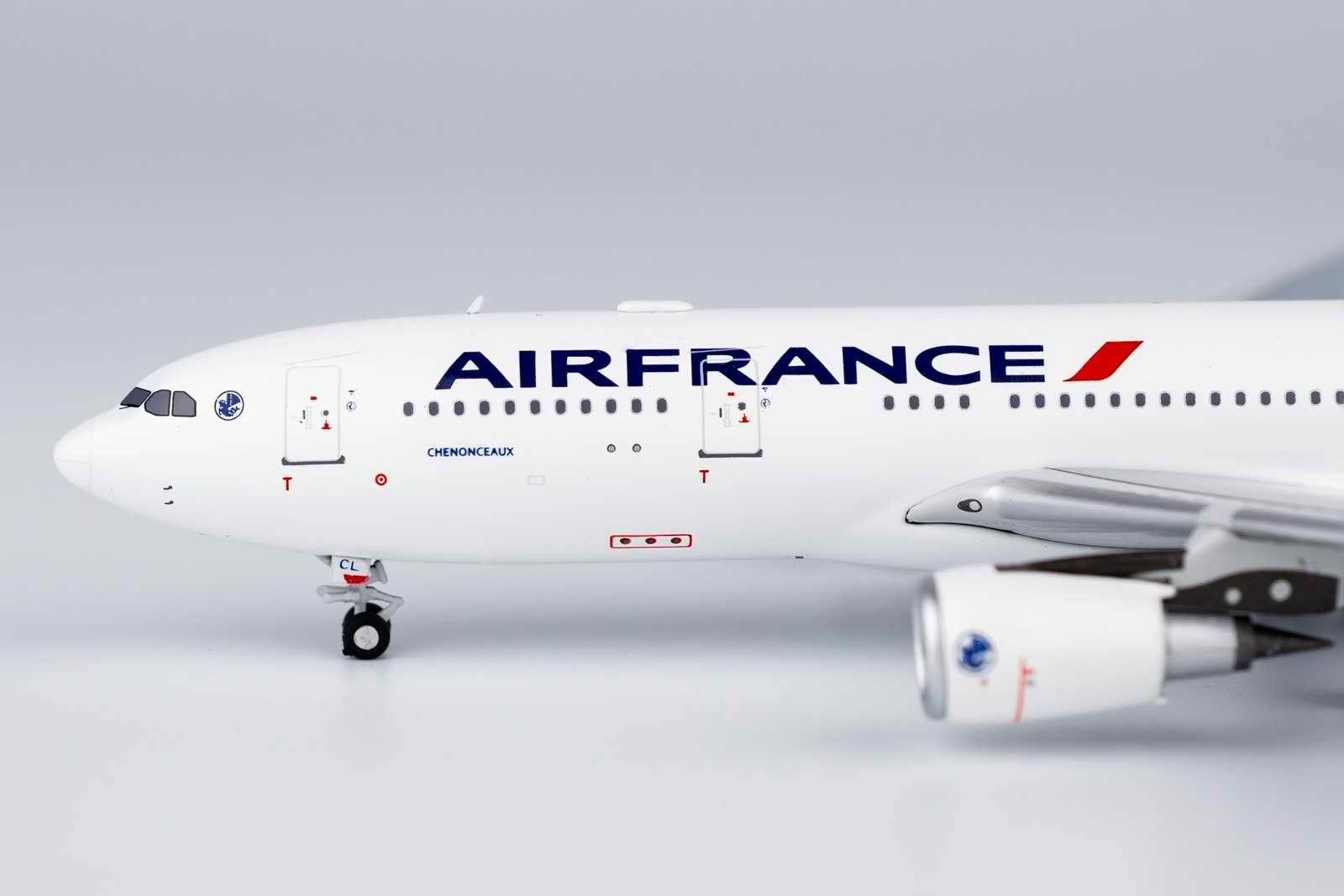 Maquette métal AirbusA330200 AirFrance Chenonceaux 1/400 Métal