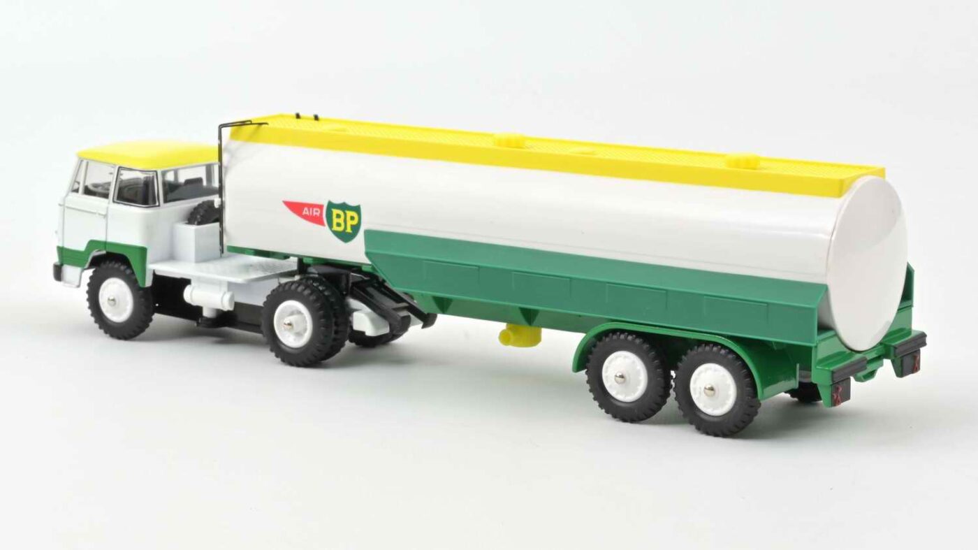 Dinky Toys 1:48 - Pienoismallirekka - Camion Unic semi remorque avitailleur aéroport BP - 887