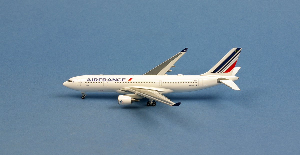 Maquette Avion Airbus A330-200 Air France Colmar 1/500