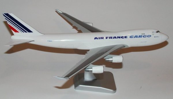 HG1967G 747 400 cargo