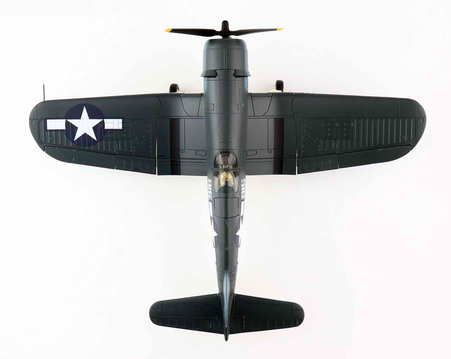 Maquette Avion de Chasse F4U-1A Corsair 915, VMF-214 BlackSheep Pilote Major Greg papy Boington tête brulée