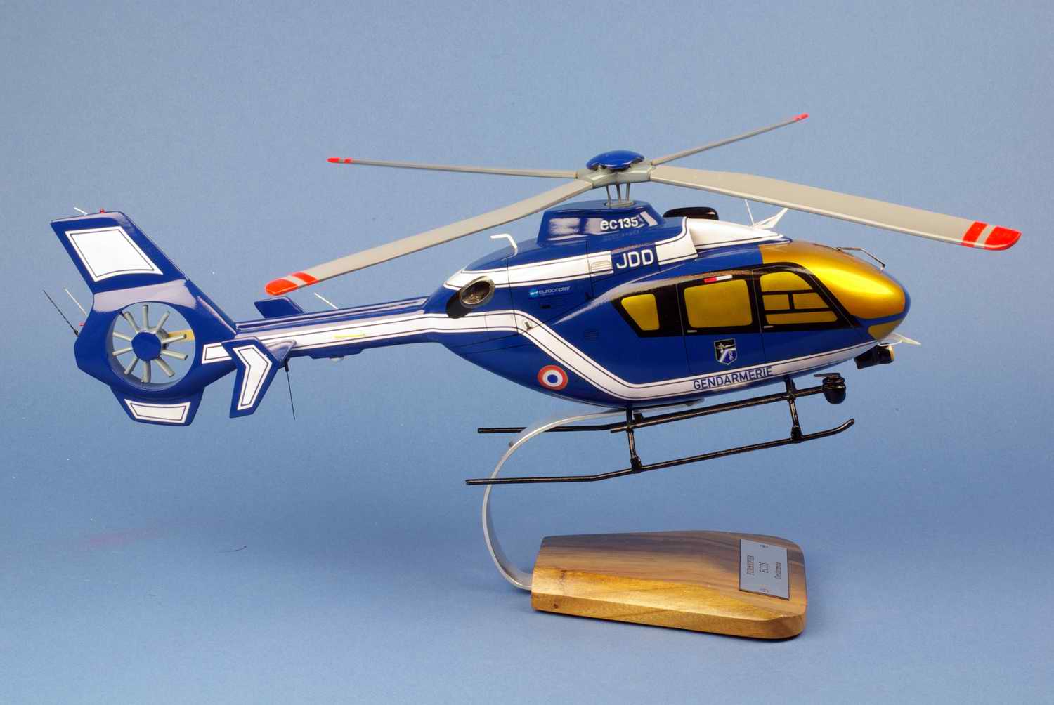 Maquette hélicoptère Eurocopter EC135 GENDARMERIE