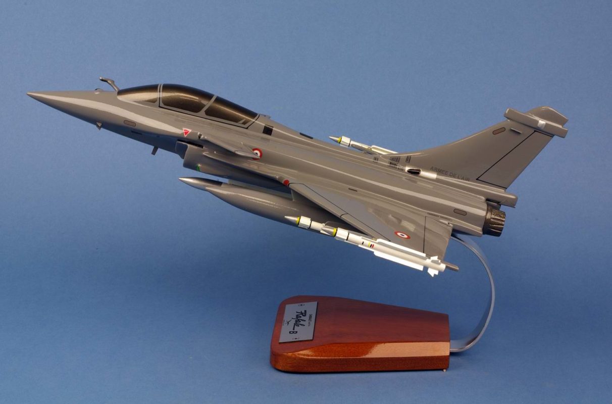 Maquette Avion de Chasse RAFALE B DASSAULT AVIATION au 1/40 — free download