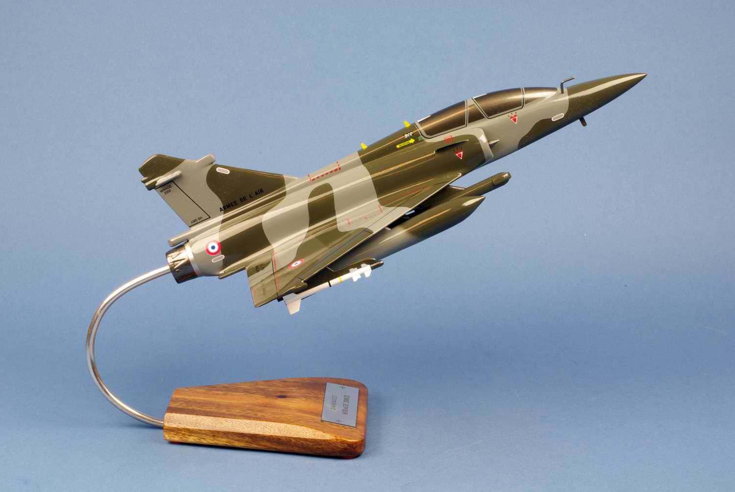 maquette Avion de chasse militaire Mirage 2000D DASSAULT AVIATION