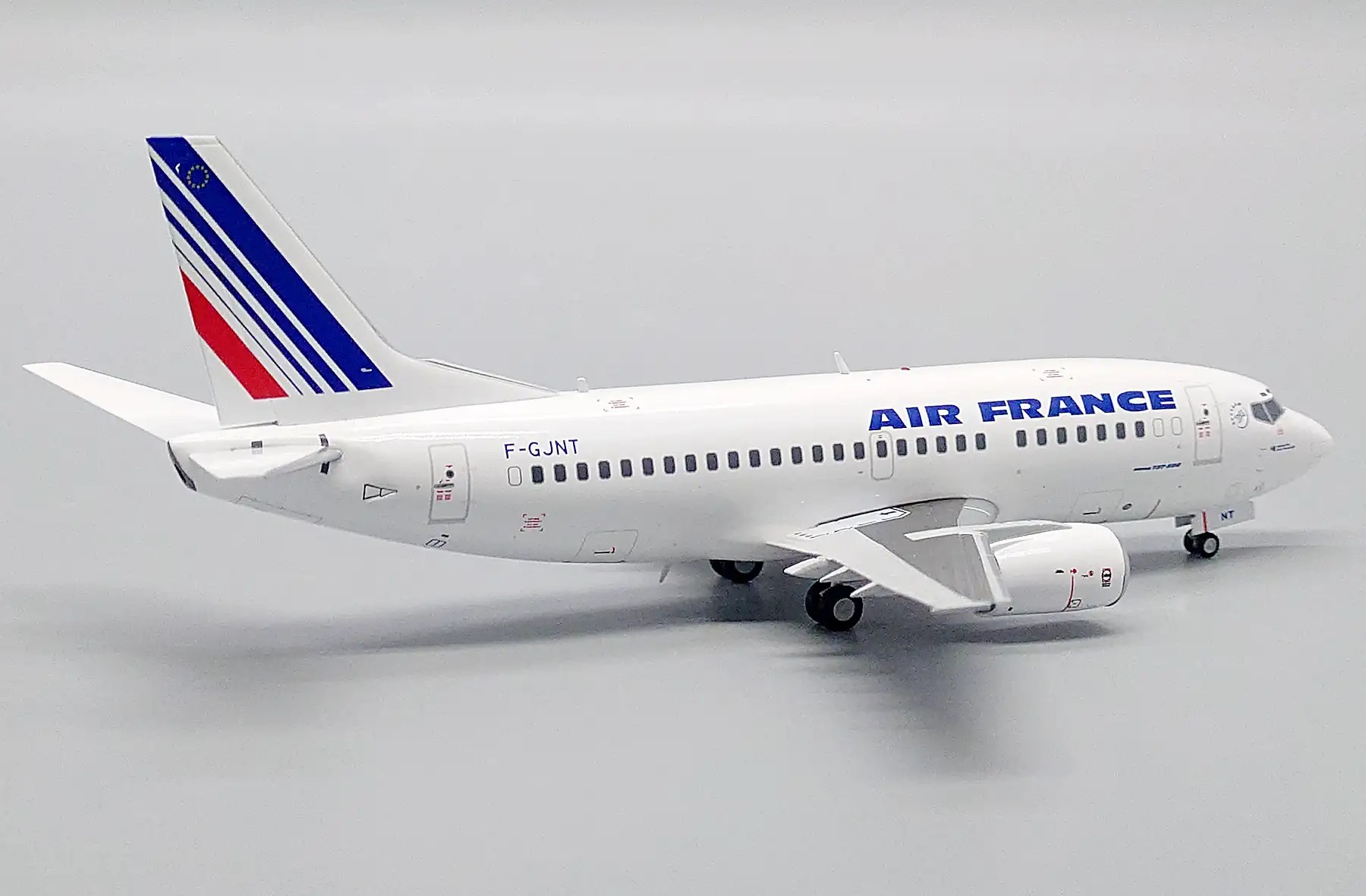 Maquette avion B737-500 AIR FRANCE 1/200