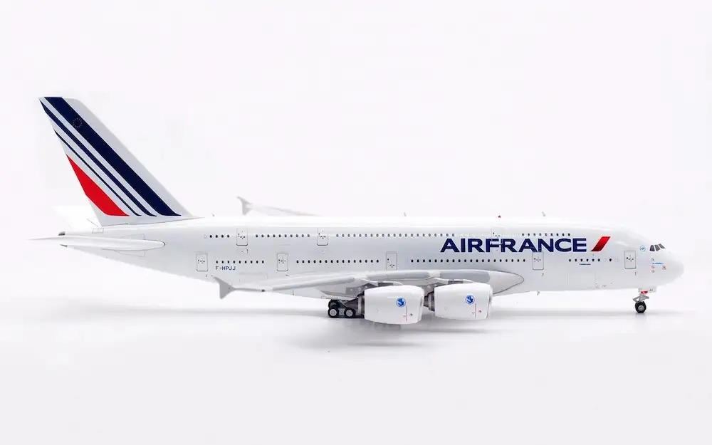 Maquette Avion AIRBUSA380-800 AIR FRANCE F-HPJJ 1/400