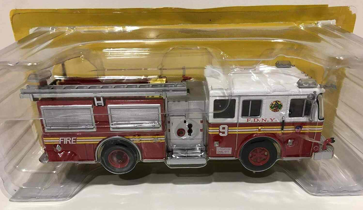 Camion de Pompiers Américain SEAGRAVE MARAUDER II Pompiers de New York FDNY 1/43