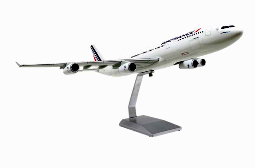 Maquette avion AirbusA340 Air France au 1/100