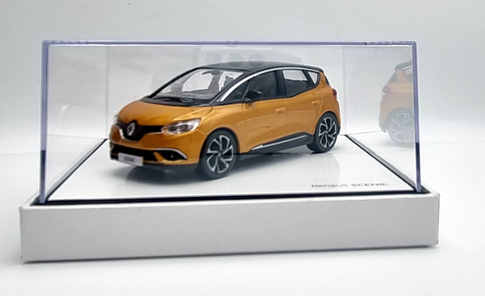 RENAULT Twingo Vert Almond 2007 Voiture de Collection NOREV 1/43