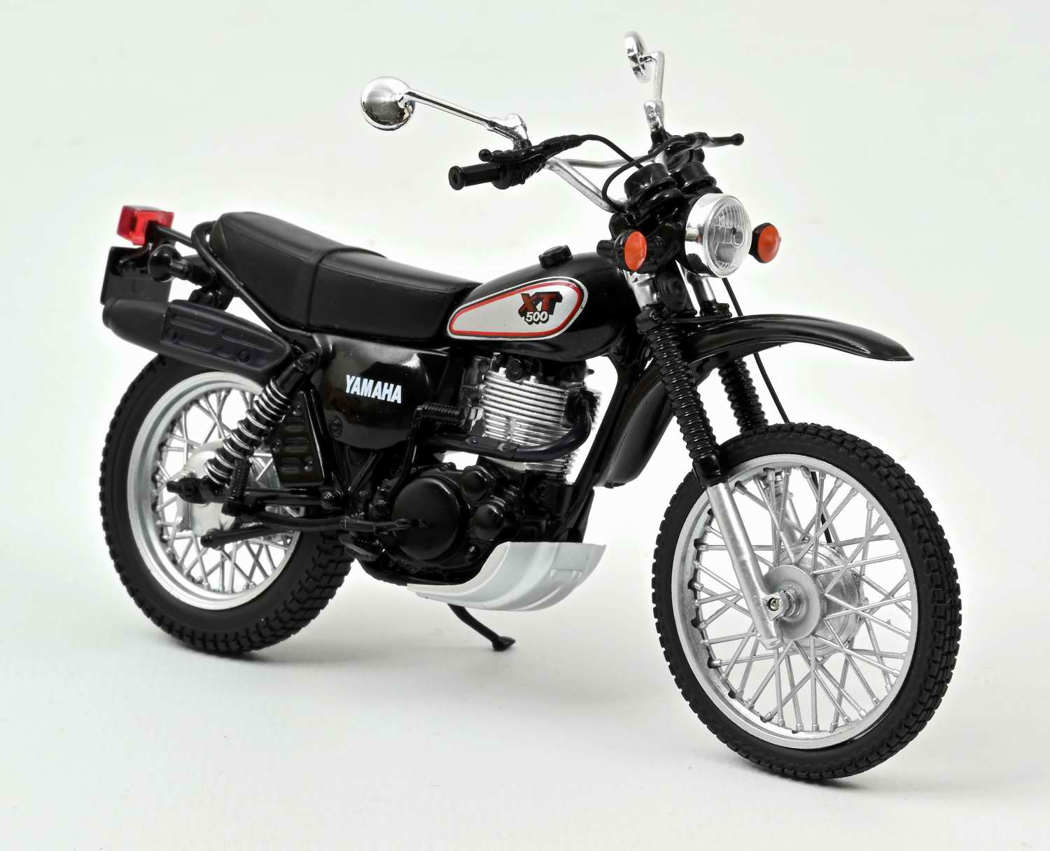 modèle miniature Moto Yamaha XT 500 Norev 1/18 XT500