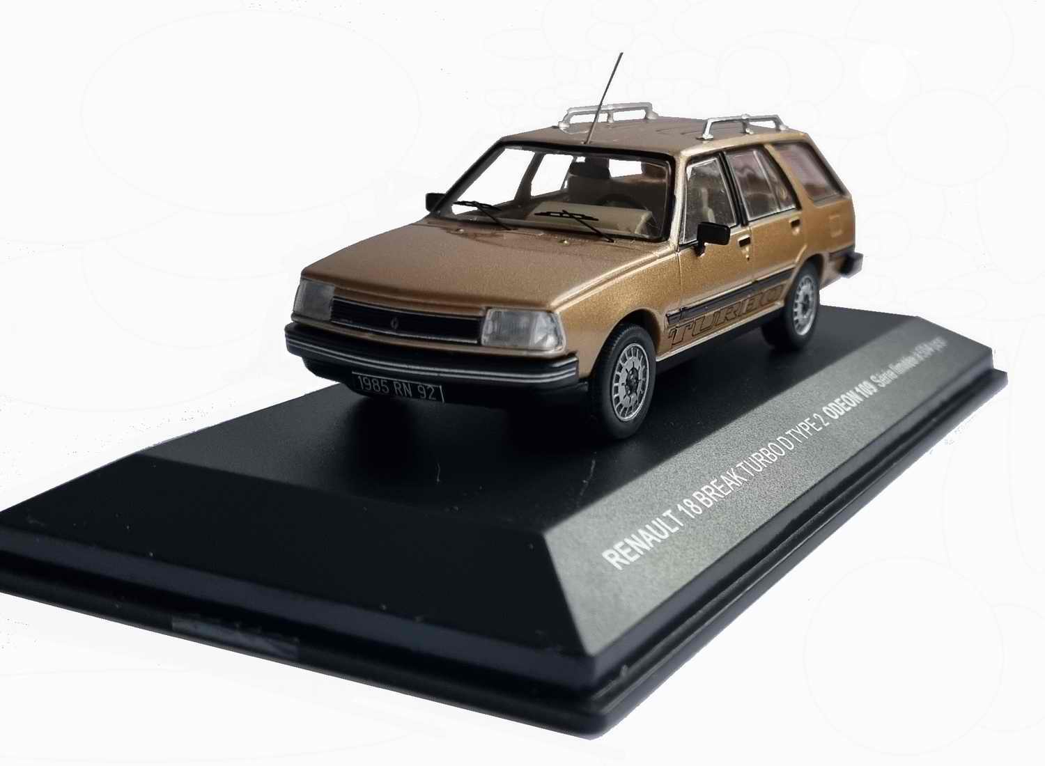 Voiture Miniature Renault 18 Break Turbo D R18 phase 2 1985 1/43