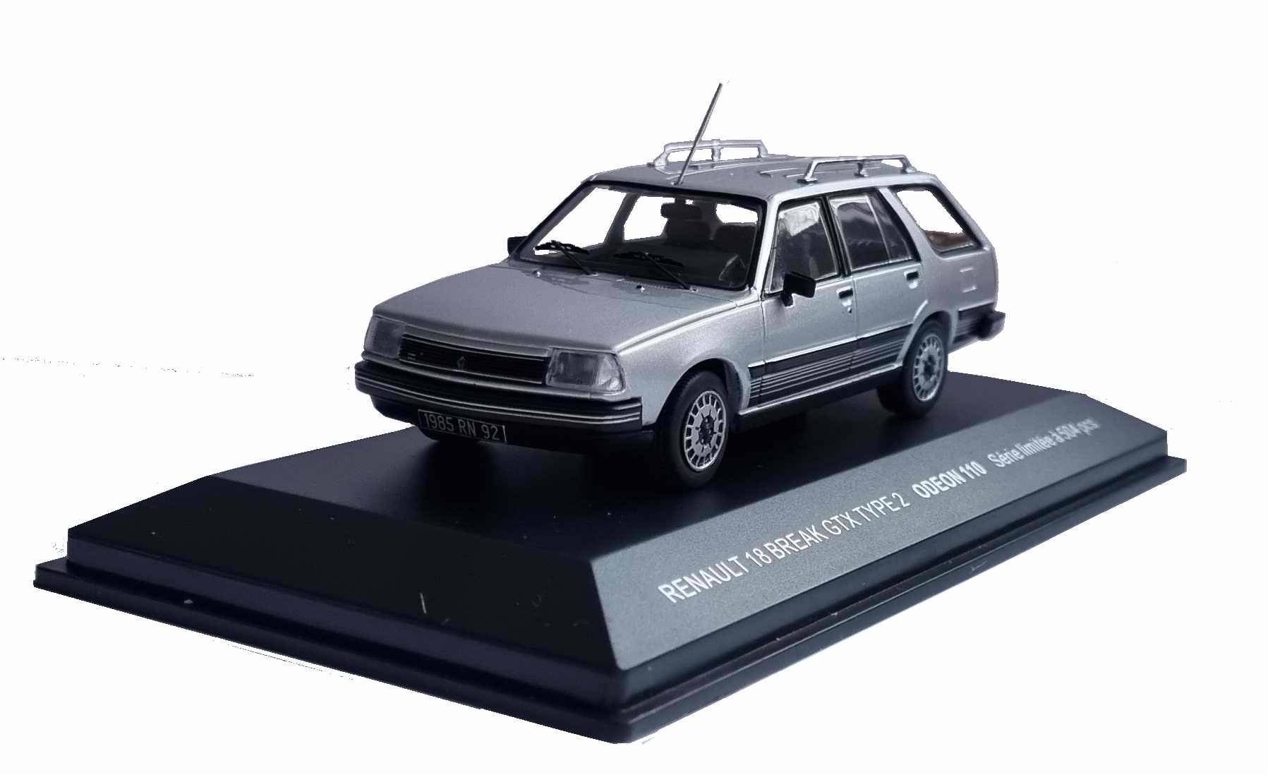 Voiture Miniature Renault 18 Break GTX R18 phase 2 1985 1/43