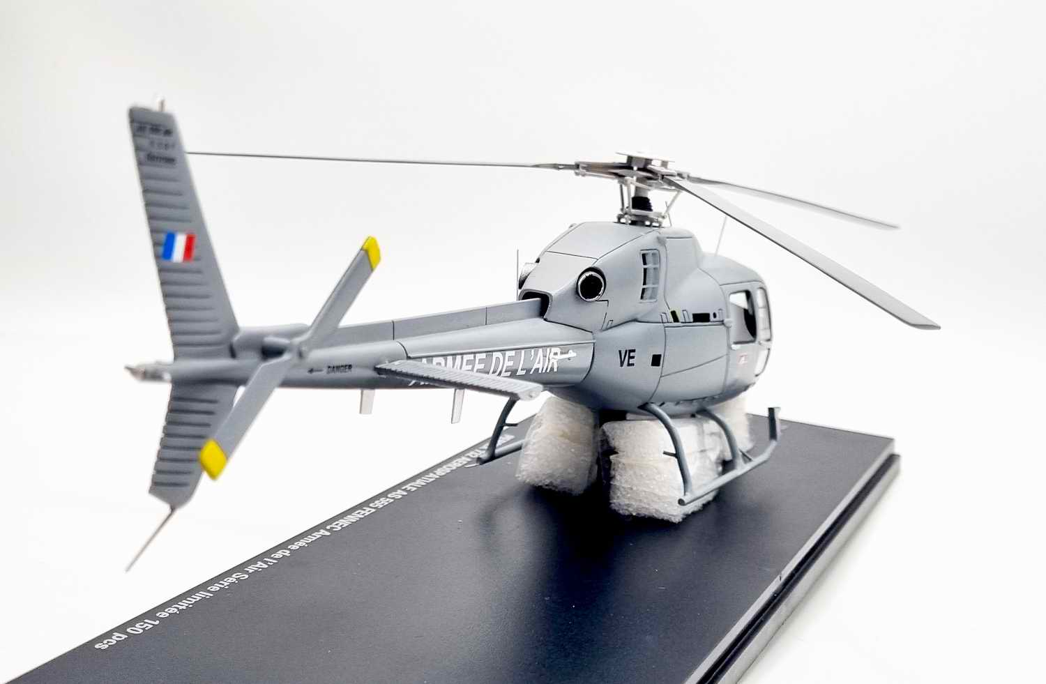 Maquette Hélicoptère militaire AS 555 FENNEC 2 ARMEE DE L'AIR FRANCAISE 1/43