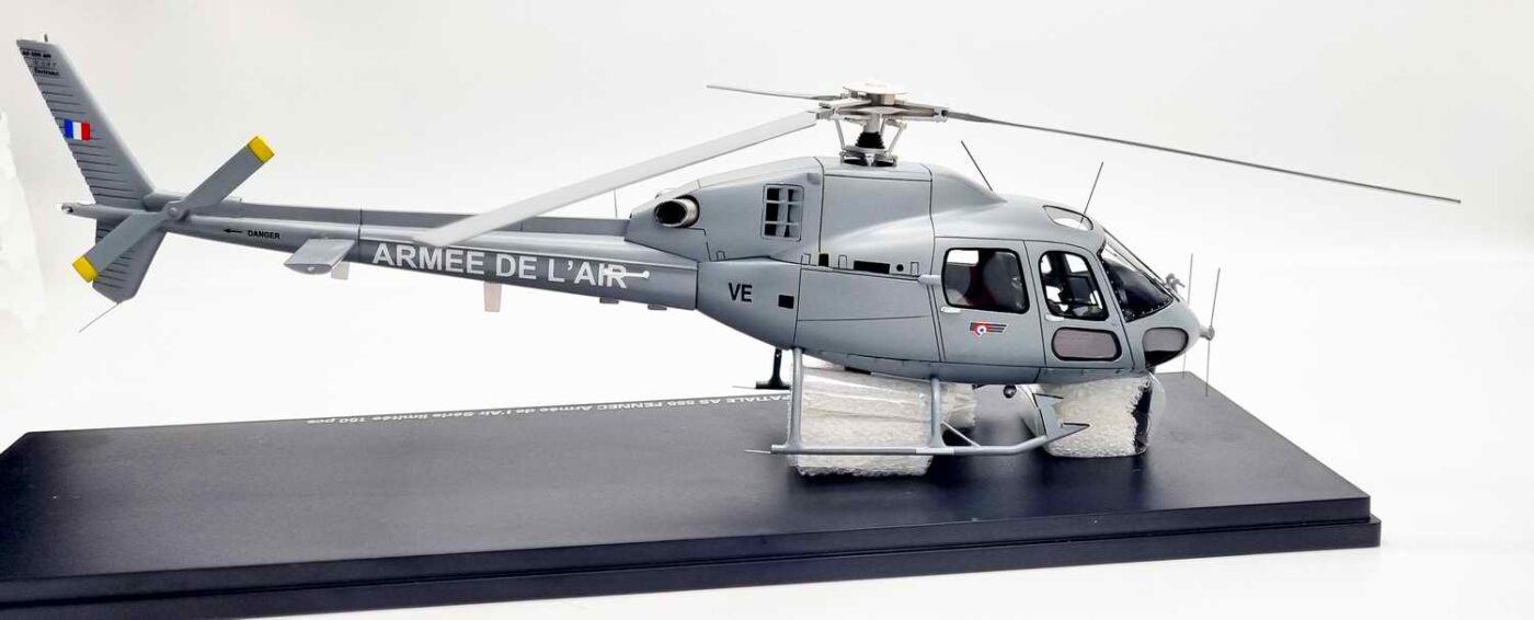 Maquette Hélicoptère Pompier Aérospatiale AS 355 Écureuil - Édition Limitée 225 Pièces, échelle 1/43, Neuf