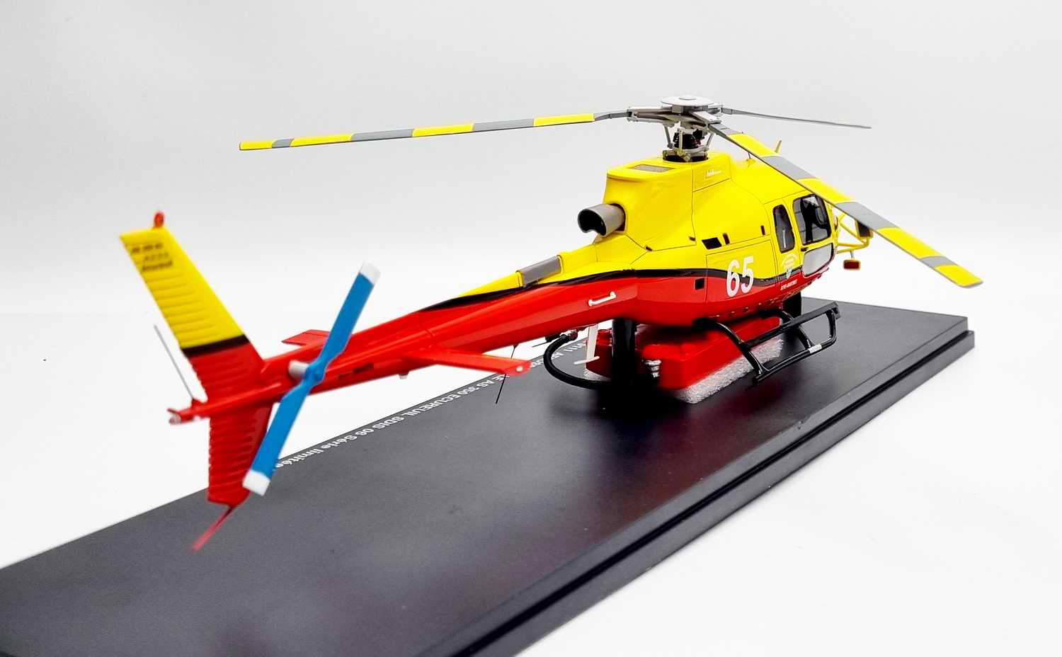 Maquette Hélico Ecureuil AS350Pompiers SDIS 06 1/43