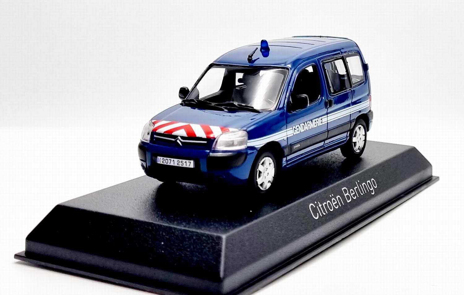 Miniature voiture CITROEN Berlingo Gendarmerie 2007 1/43 Norev