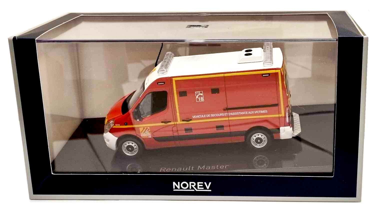 Miniature camion pompiers VSAV véhicule secours à victime 1/43 Norev