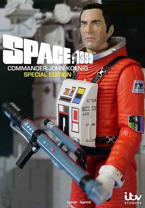 COSMOS 1999 Figurine du Commandant John Koenig en Combinaison Spatiale Alpha fusil laser ALP Edition Limitée 2000 pcs