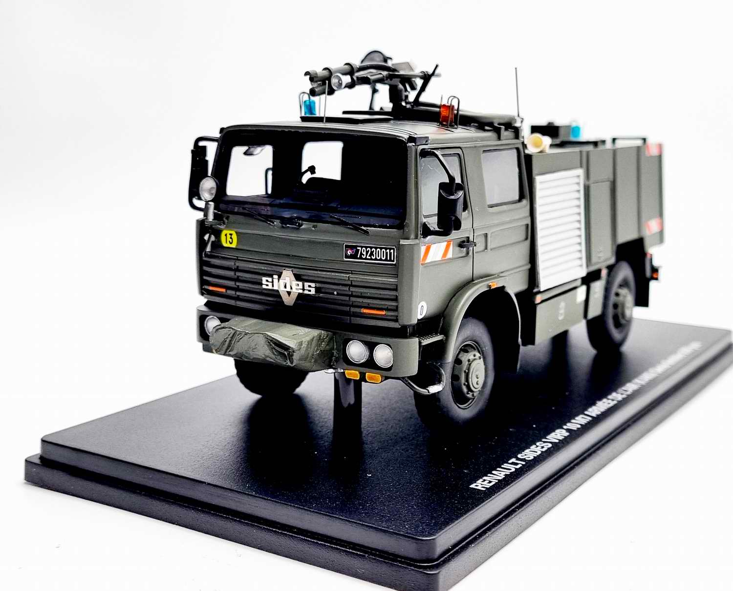 Camion RENAULT SIDES G230 Véhicule d'Intervention Rapide Polyvalent VIRP 10 M7 Pompiers de l'Armée de l'Air 1/43 ALERTE