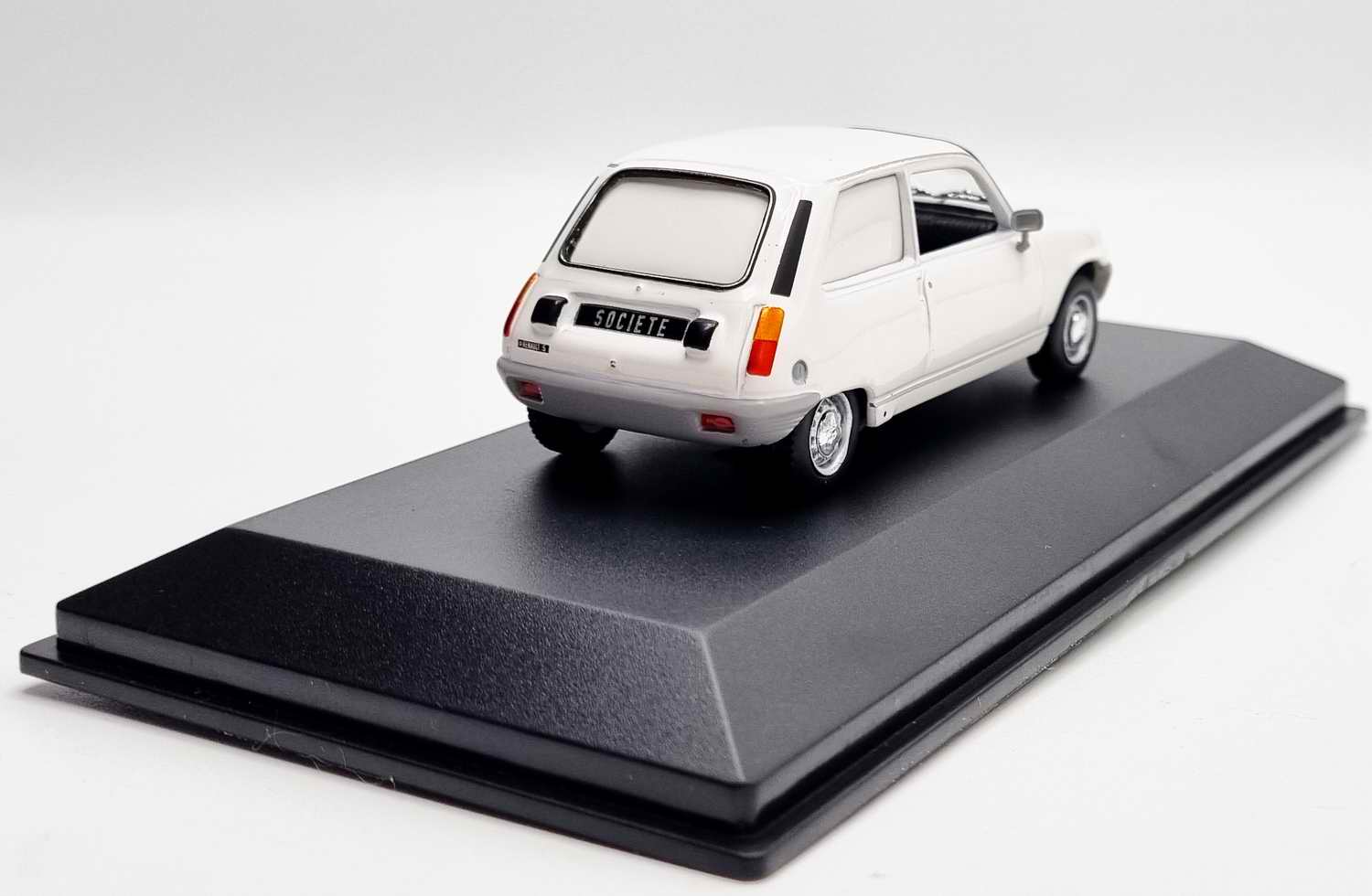 Voiture R5société Miniature Renault5 société 1/43