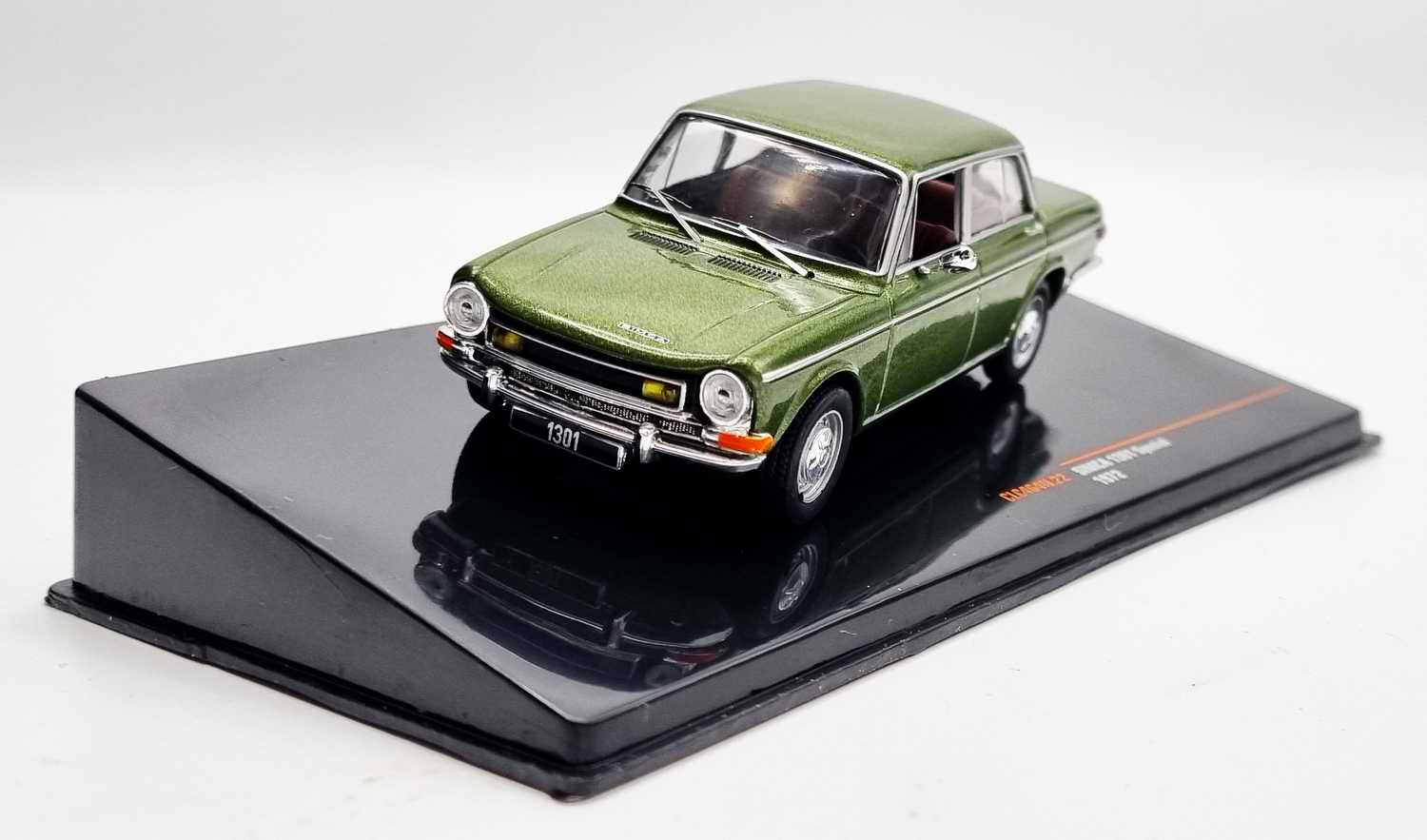 Voiture miniature Simca 1301 Spécial de 1972 Ixo 1/43