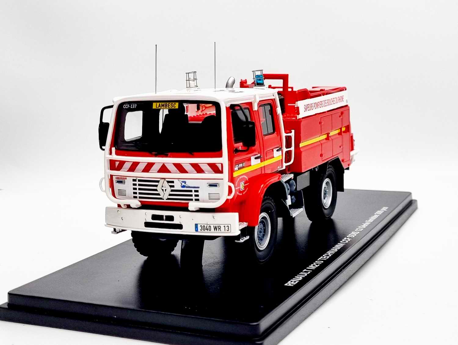 Camion de Pompiers RENAULTM210 TECHNAMM ARBOIS 3500 Lambesc CCF SDIS 13 1/43 Alerte