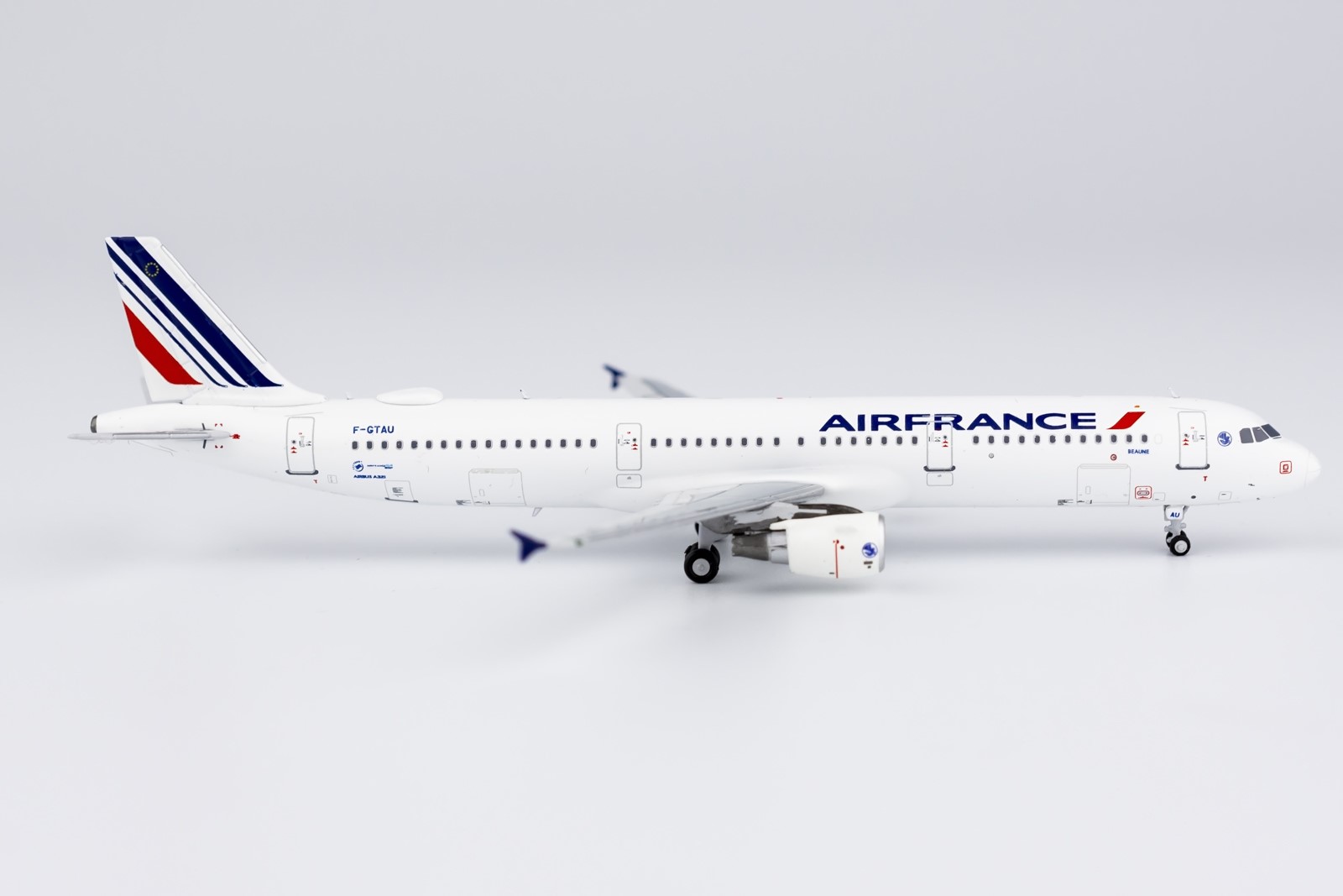 maquette Avion AIRBUSA321-200 Air France Métal F-GTAU 1/400